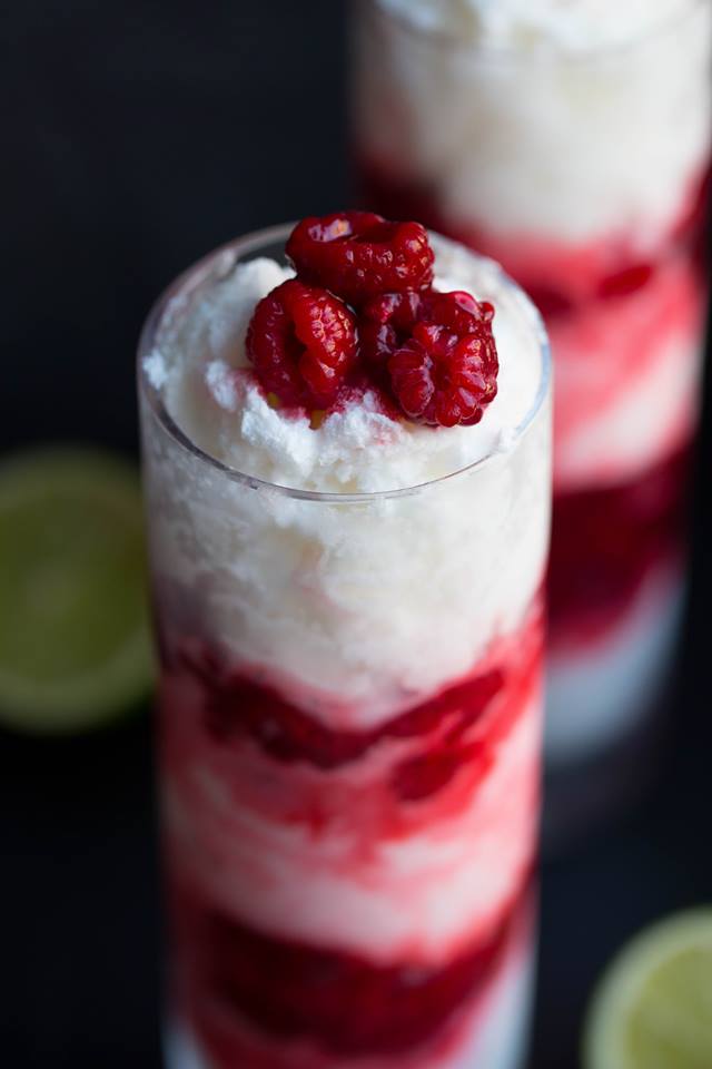 Kokos Limetten Eis mit Himbeeren 2