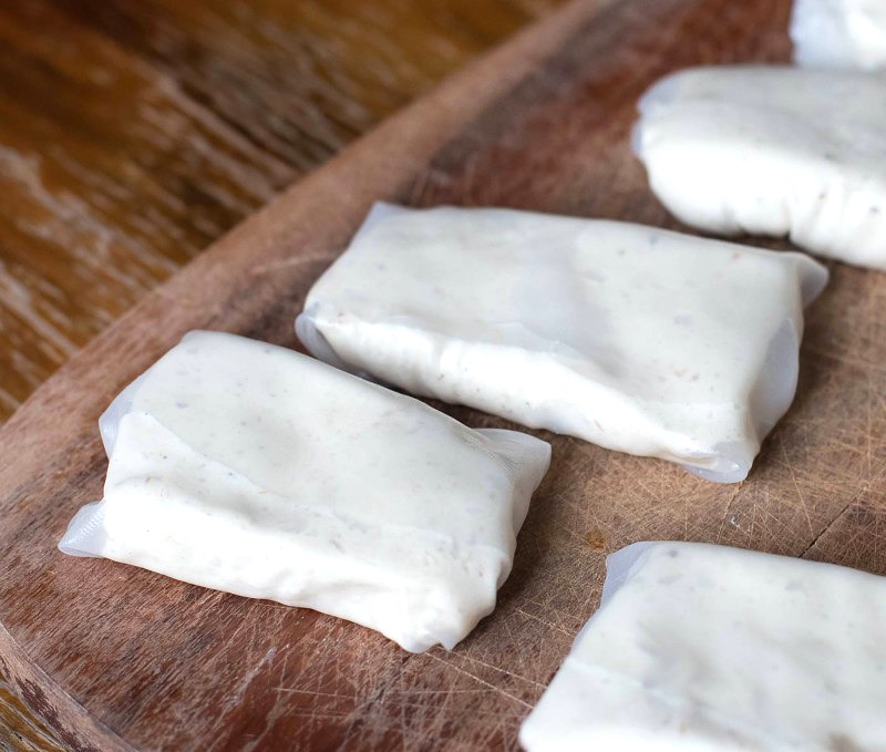 Gebackener Cashew Mozzarella